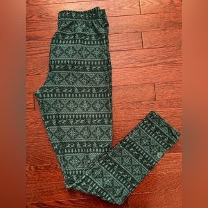 EUC Sweetlegs in One Size “Sleigh Ride”